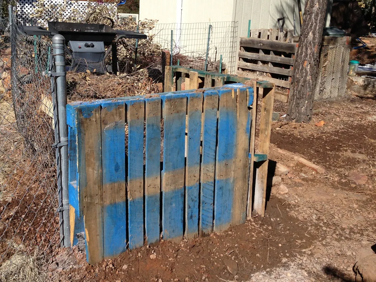 Дачники, зарубите на носу, это нельзя класть в компост ни при каких условиях