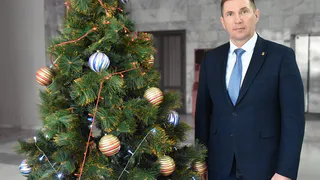 Олег Денисов поздравил жителей Пензы с Новым годом