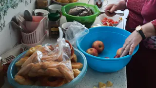 7 диких привычек из СССР, которые портят жизнь современным россиянам