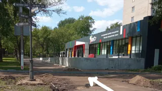 «Почему на Школьном бульваре положили бордюры на данном перекрёстке?»