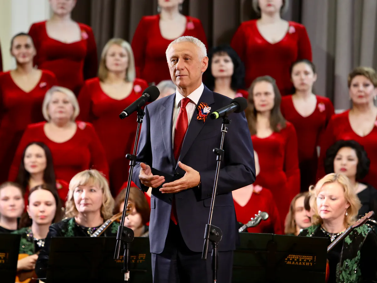 В Магнитогорске завершился патриотический тур "Песни Великой Победы"