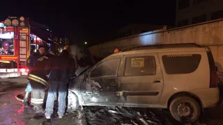 В Рязани неизвестный облил такси бензином и поджог