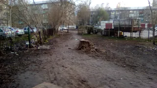 Народный контроль: на Высоковольтной невозможно пройти по единственной дороге, ведущей к остановке