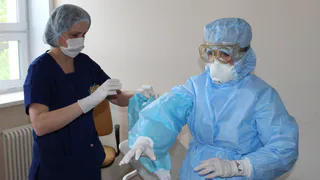 На Россию надвигаются сразу два опасных для жизни вируса: может случиться твиндемия