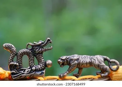 Китайский гороскоп на сентябрь для Козы, Обезьяны и Петуха