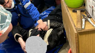 В Пензе спасатели эвакуировали пострадавшего из подвала