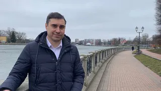 Будет развивать медицину: Дмитрий Хубезов зарегистрировался на выборы в Госдуму