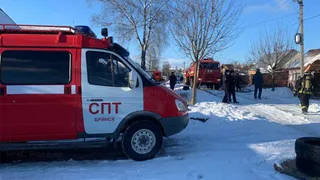 На улице Цурюпы в Брянске полтора часа тушили пожар