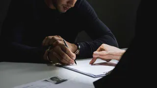 Содержащиеся в СИЗО брянцы могут общаться с адвокатом по видеосвязи