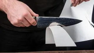 Названы три подарка, за которые обязательно нужно отдать деньги