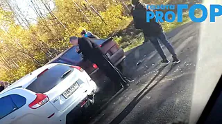 Под Шацком на трассе М5 "Урал" водитель ВАЗ-2114 врезался в Lada X-Ray