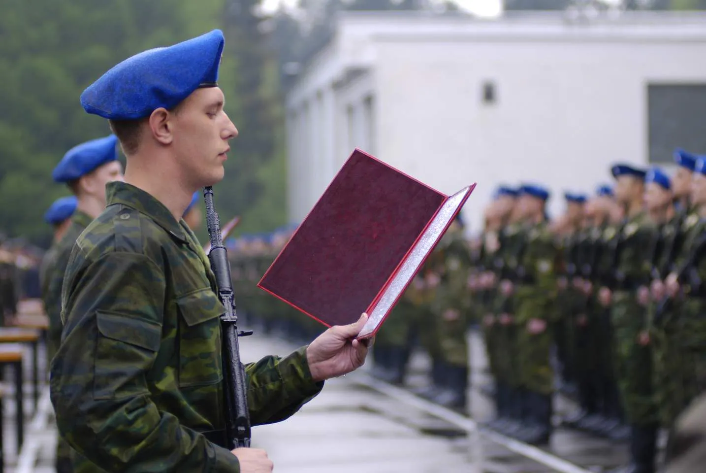 Юность в сапогах: сколько нижнекамцев отправятся служить в весенний призыв?