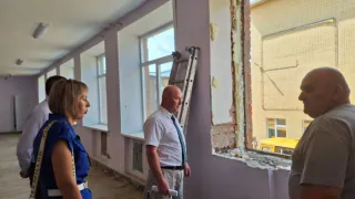 Власти республики обеспокоены отставанием сроков ремонта школы в Коми