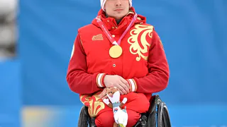 Лыжник из Коми принес России третью победу на Паралимпиаде в Италии