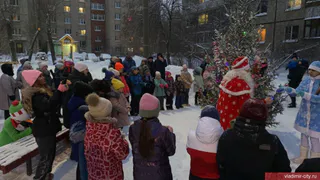 В двух владимирских парках сегодня отменили уличные праздничные программы