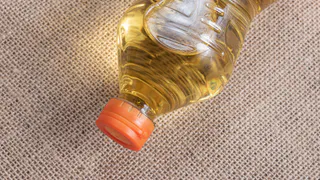 Проверка Роскачества: какое подсолнечное масло оказалось самым качественным