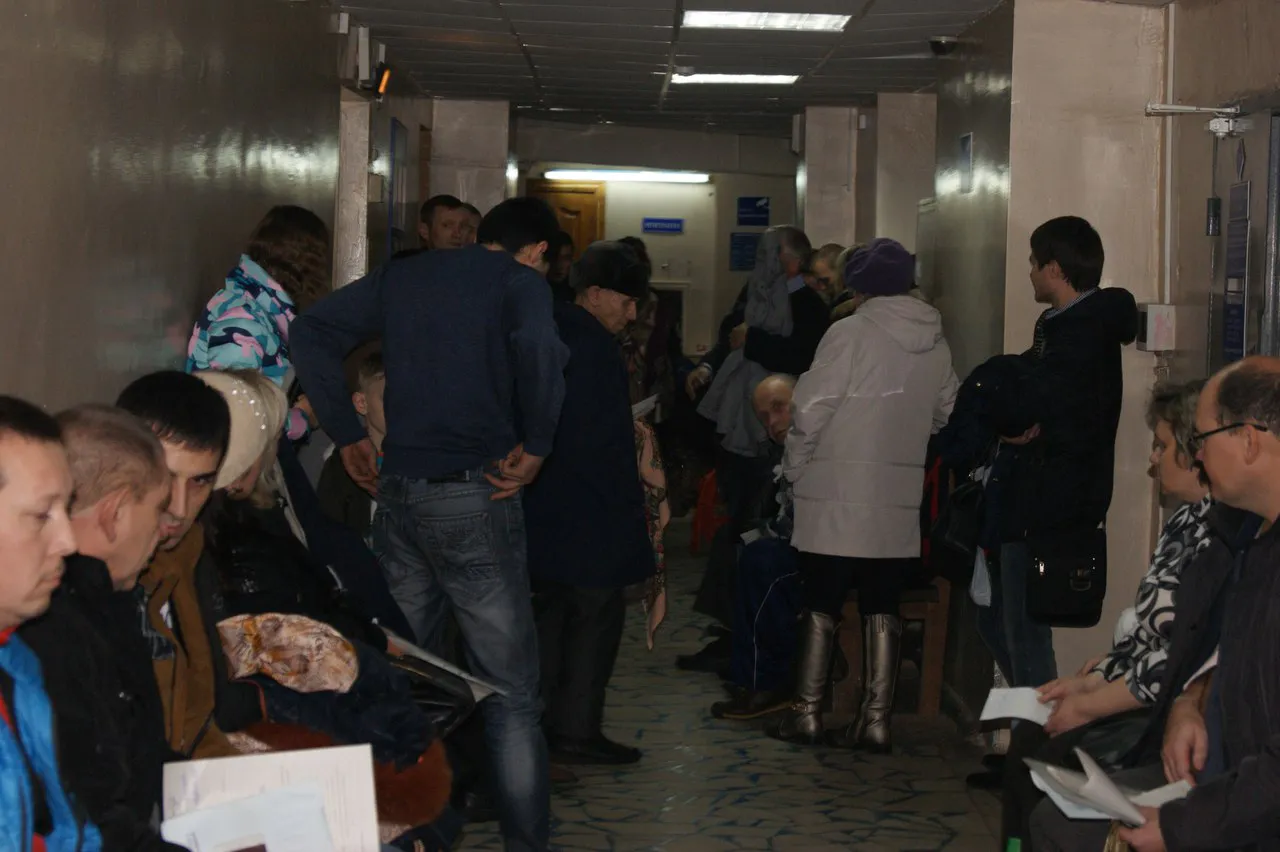 Травматолог - Упали на скользком тротуаре? Не пытайтесь лечиться мазью и кальцием, вам нужен гипс