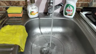 Сантехники бьют тревогу: 5 кухонных привычек незаметно "убивают" трубы - запомните и никогда так не делайте 