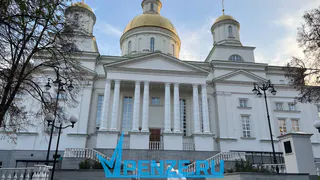 В Пензенском кафедральном Спасском соборе увековечили память  настоятелей