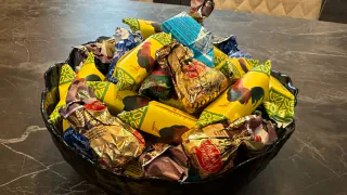 Яд в фантике: Роскачество назвало конфеты, которые нельзя покупать на Пасху