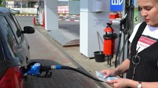 Вниманию всех автомобилистов: эксперт сделал важное заявление о подорожании бензина