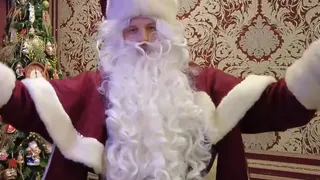 Когда корпоративов нет: рязанский ведущий из-за коронавируса вынужден перевоплощаться в Деда Мороза