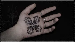 За татуировку на ладони заключенного оштрафовали на 1000 рублей