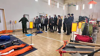 Студенты со всей России изучили работу лесных пожарных Коми