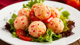 Крабовые «Снежки» — делаю простой и вкусный салат в шариках: король новогоднего стола-2026