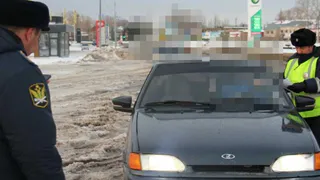 В Кольчугинском районе приставы арестовали автомобили четырёх должников