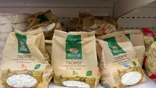 Мясной клей в пачке вместо белка: в Роскачестве назвали худшие бренды творога - теперь они в черном списке