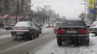 На Дзержинского столкнулись два автомобиля