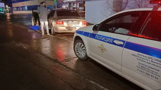 В Магнитогорске полицейские снова начали проверять ночные тусовки автомобилистов на парковках ТРЦ