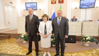 Елене Столяровой вручили награду за вклад в защиту детства