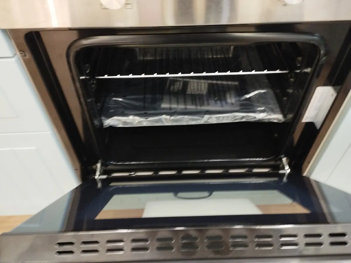 Чайная ложка в кипяток — и духовка сияет как на праздник: ни векового жира, ни нагара — супер-лайфхак