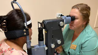 В одном из медучреждений Челябинска появился инновационный аппарат для лечения глаз 