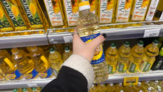 Такого масла берите по 3 бутылки: в Роскачестве назвали лучшие бренды подсолнечного масла