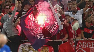 Спартаковские фанаты сожгли баннер брянского «Динамо»