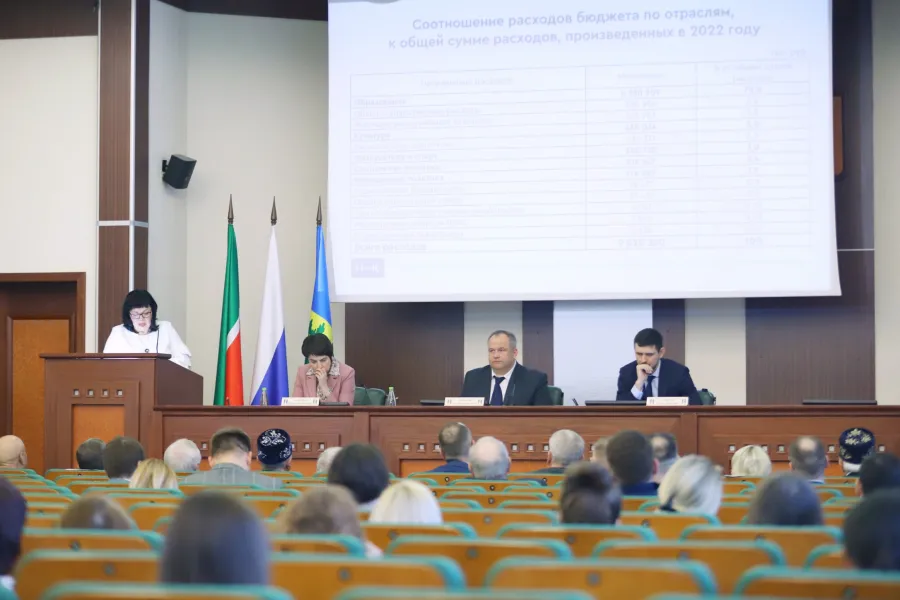 В прошлом году самая большая статья расходов города пришлась на образование - 6,3 млрд рублей