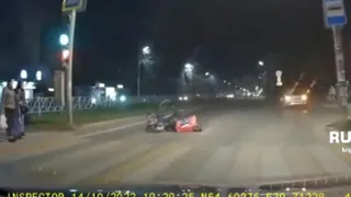 14 октября в Рязани на пешеходном переходе велосипедист сбил женщину