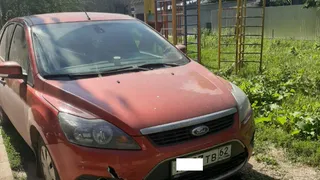 Газон, бордюр и тротуар: где оставляют свои машины рязанские мастера парковки