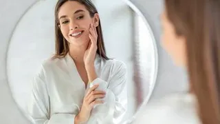 Приметы и запреты на 16 октября: нельзя любоваться на себя в зеркала