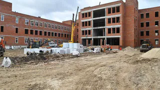 Павел Малков оценил ход строительства новой школы в Касимове