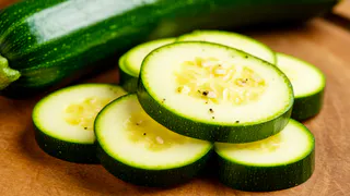 Просто натрите кабачки и добавьте яйца. Так вкусно, что готовлю каждый день