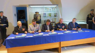 Почта России выпустила коллекционную почтовую марку к столетию РВВДКУ