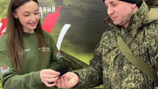 Владимирские школьники собрали 100 тысяч рублей и купили рации для бойцов на передовой