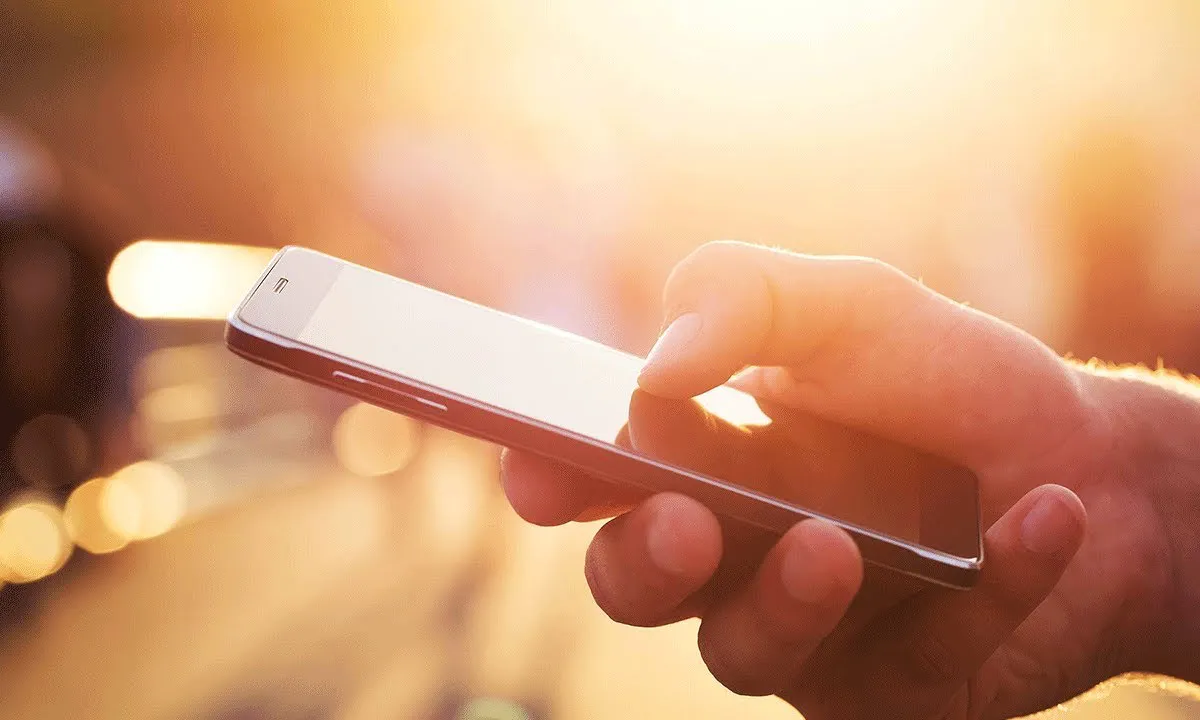 Мошенник продал несуществующие телефоны на 9,5 млн рублей