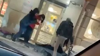 Против подростков, избивших мужчину, возбуждено уголовное дело