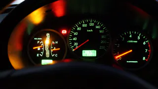 В Рязани поймали взломщиков авто, одному из них нет 18