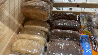 Это самый вредный хлеб в магазине, перестаньте травить свой организм.